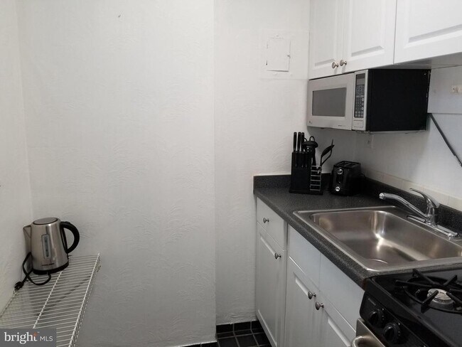 Photo - 1021 Arlington Blvd Unit 414
