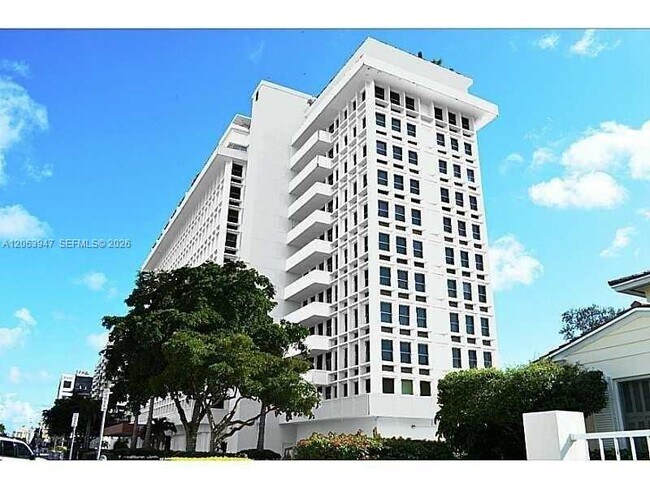 Photo - 700 Biltmore Way Unit 215