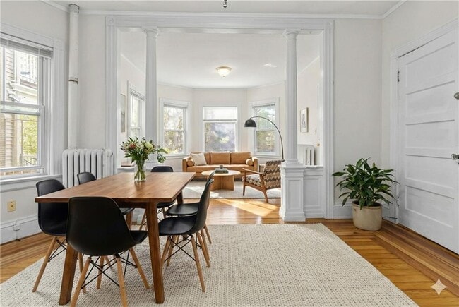 Building Photo - 159 Camp St Unit 1