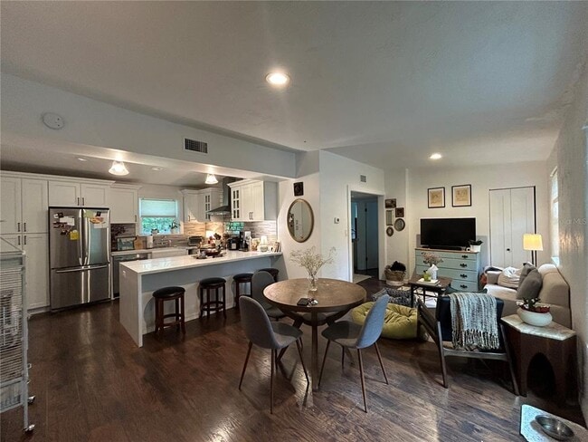 Photo - 816 NE 9th Ave