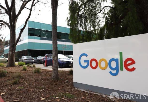 Photo - 720 Santa Paula Ave