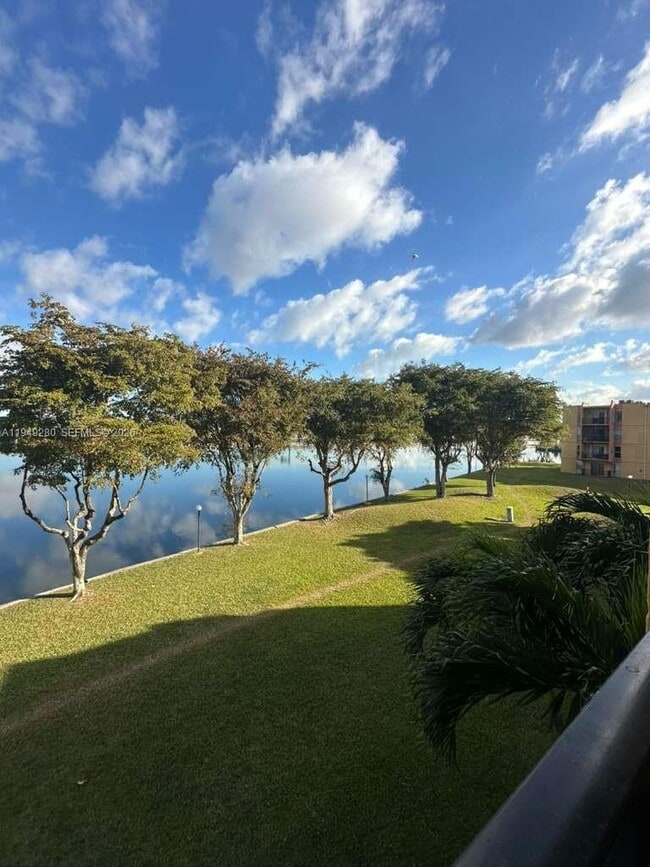 Photo - 4803 NW 7th St Unidad 308-14