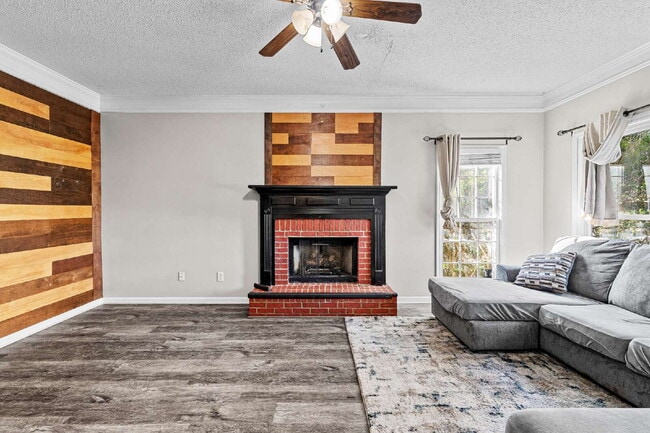 Photo - Three Bedroom Rental directly next to Arnall Middle School