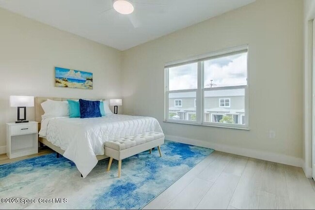 Photo - 873 Paddleboard Ct