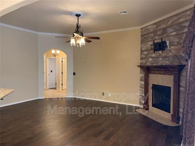 Photo - 12327 N 108th E Ave