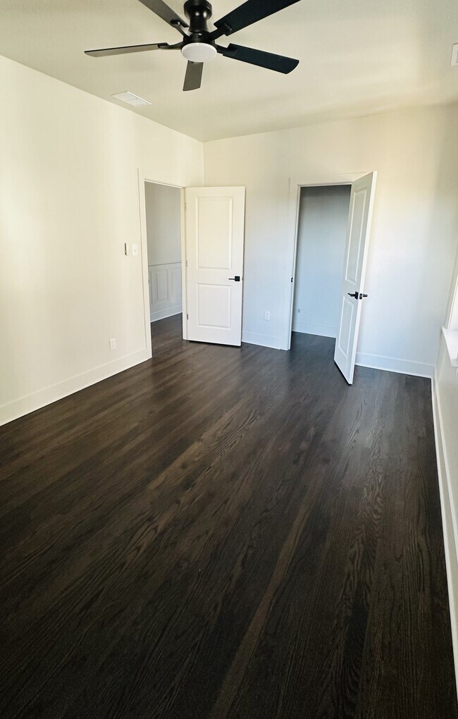 Photo - 8220 S Eberhart Ave Unit 3