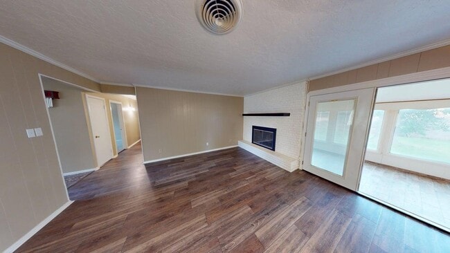 Photo - 317 W Blanco Dr