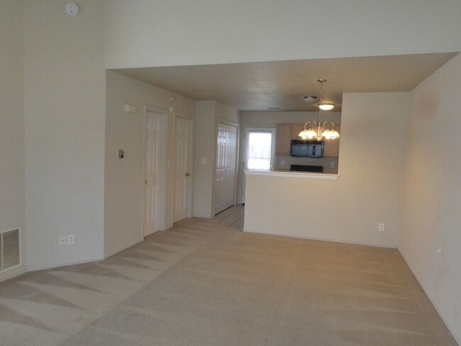 Photo - 4409-11 Derby Ridge Dr Unit 4409
