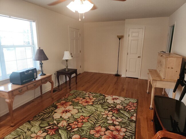 Photo - Single Level Three Bedroom Ranch Style Home in Ridgeland, SC!