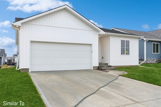 Building Photo - MODERN FINISHES! 3 Bedroom, 2 Bath Home in Altoona