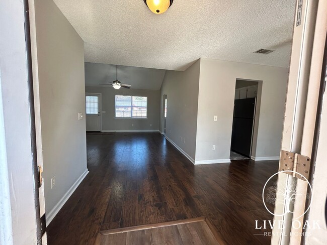 Photo - 135 Kenny Dr