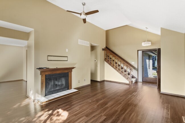 Photo - 505 Clearwater Dr