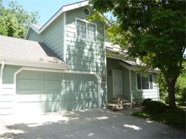 Building Photo - Three Bedroom Home Available For Rent in Niwot