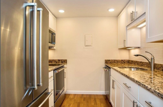 Building Photo - 50 Broadlawn Park Unit 110 Rental