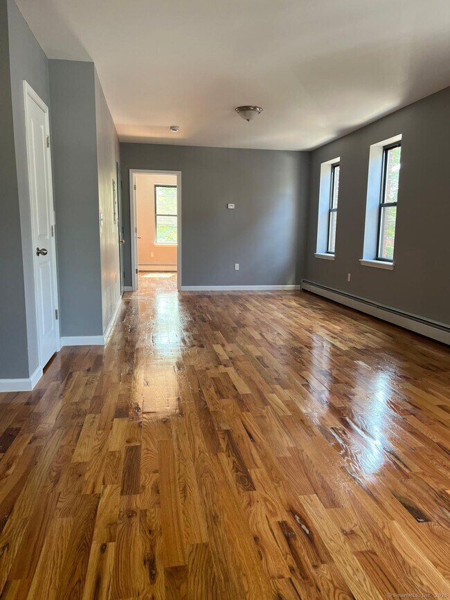 Photo - 79 Barbour St Unit N2