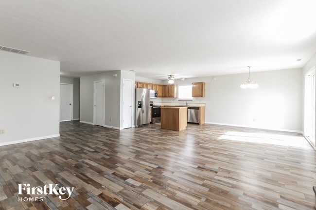 Photo - 8659 Eagles Nest Dr