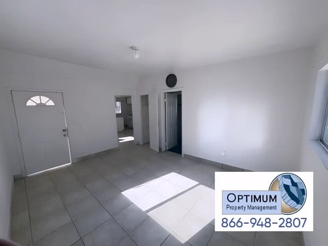 Photo - 16689 A St Unit 16685 A St