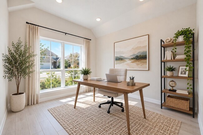 Photo - 142 Amaranth Wy