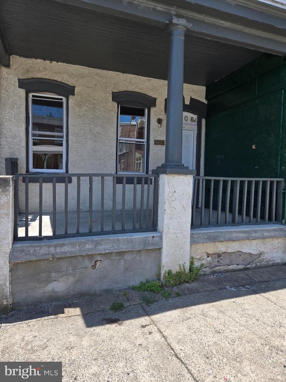 Photo - 1808 Harrison St