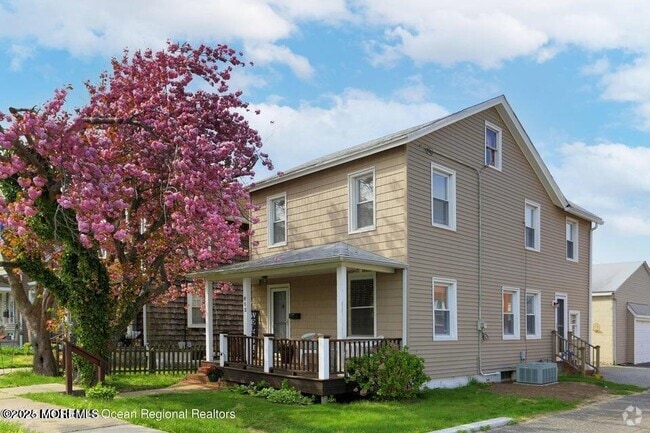 Building Photo - 612 Sylvania Ave Rental