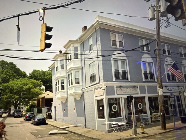 Photo - 464 Howe Ave Unit 3B