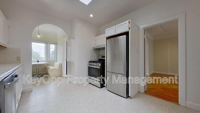 Photo - 534 30th Ave