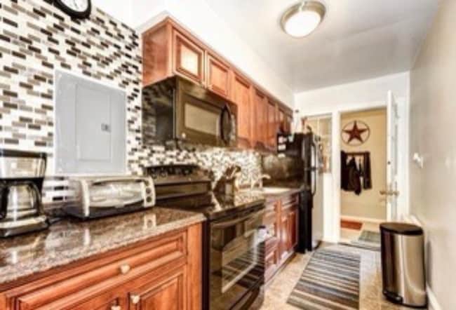 Photo - 1245 Raum St NE Unit 1