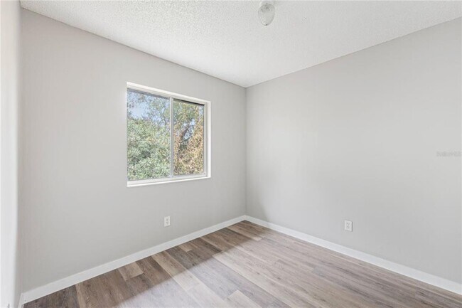 Photo - 46 N Fairfax Ave Unit 46