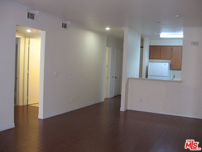 Photo - 625 S Berendo St Unit 306