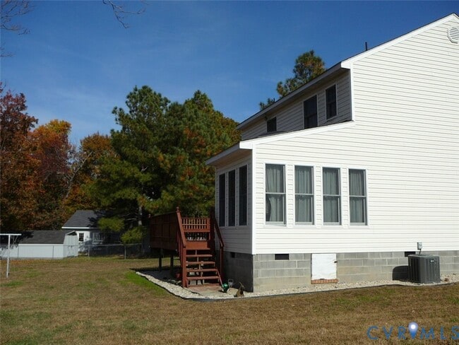 Photo - 19224 Maurer Ln