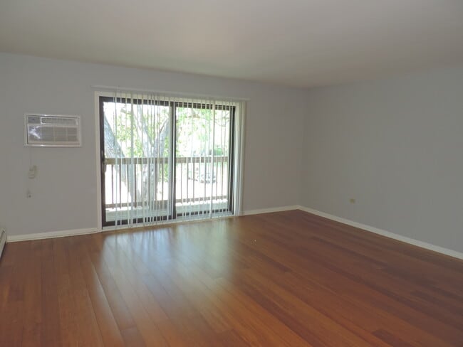 Photo - 7425 Brookdale Dr Unit 2-202