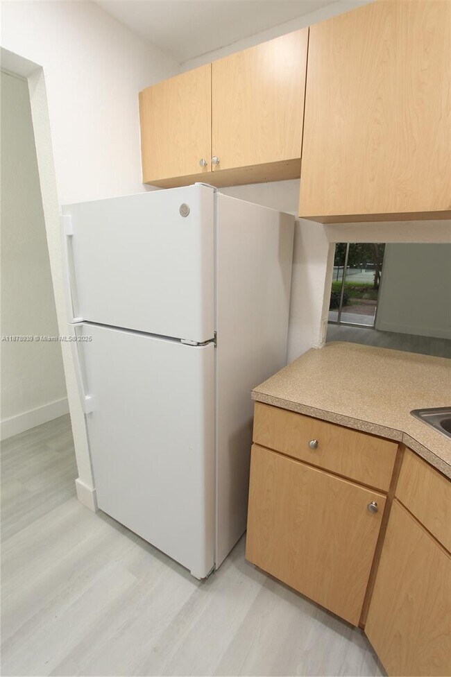 Photo - 4550 NW 9th St Unit 117E