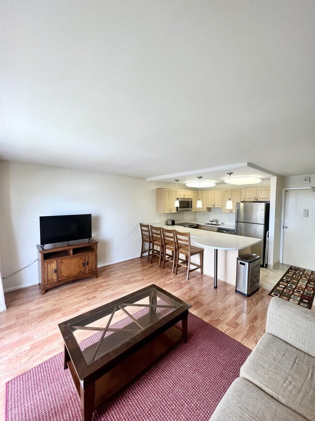 Photo - 2140 Kuhio Ave.