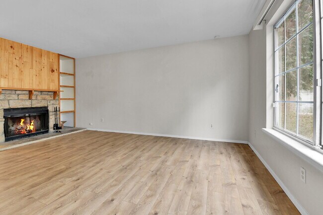Photo - $1,800 - 2 Bed, 2.5 Bath End Unit in Auror... Unit #P17
