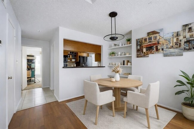 Photo - 2110 Rio Grande St Unit 301