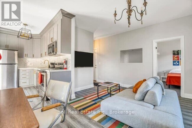 Photo - 291 Stewart St