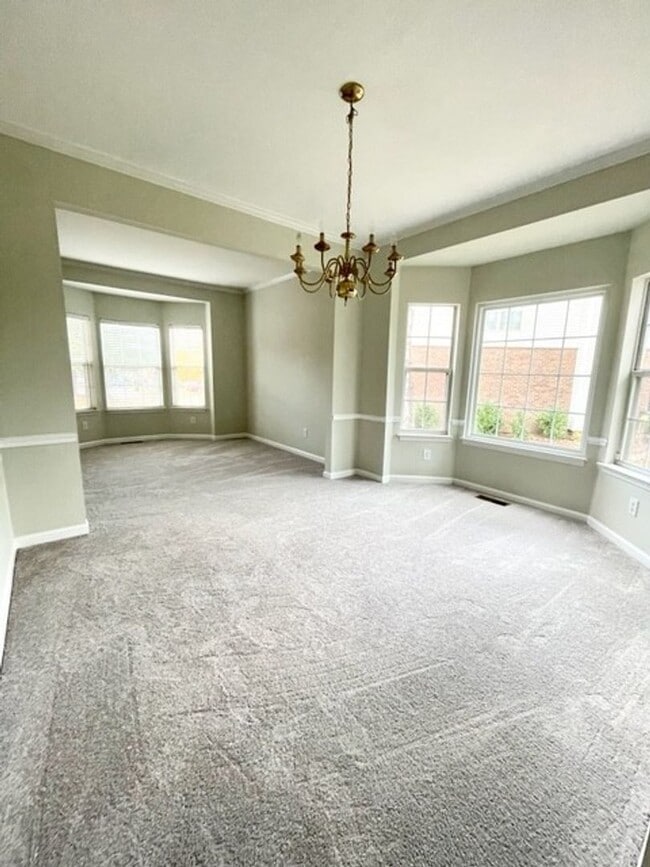 Photo - 1424 Clairmonte Cir
