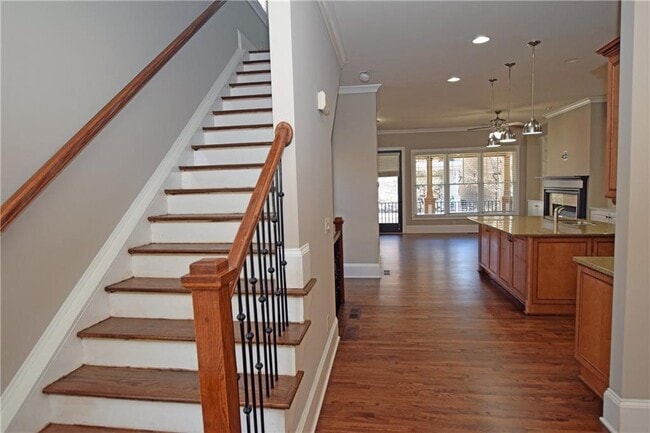 Photo - 396 15th St NW