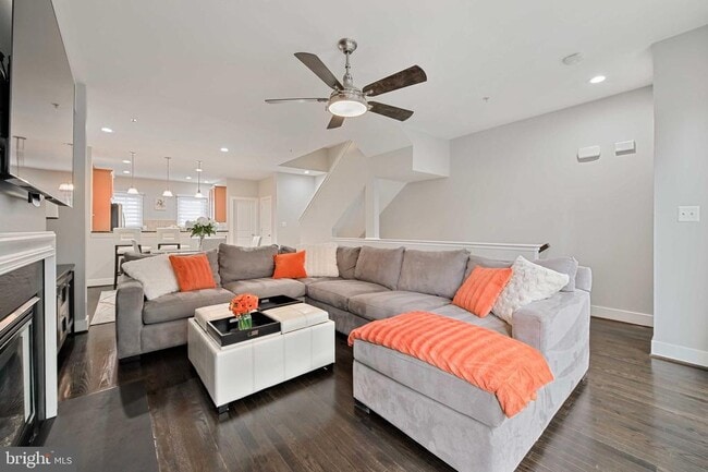Photo - 27 Yogurt Ln