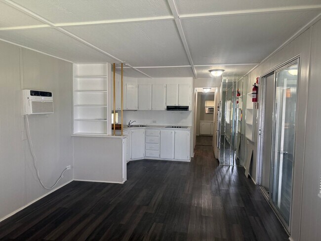 1106 50th Ave Terrace W
