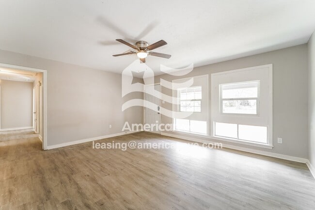 Photo - 252 McDowell Park Cir