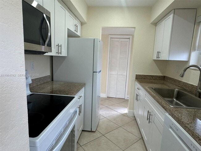 Photo - 8475 SW 94th St Unit 228E