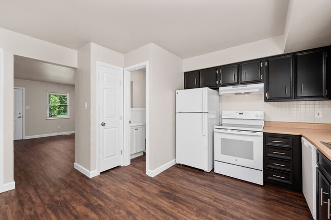 Park Charles Apartments Townhomes
