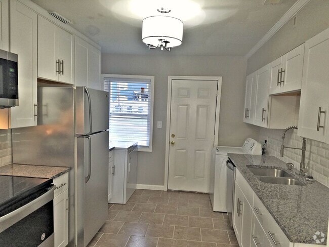 Building Photo - 1501-1503 Sherman St SE Unit 1501 Sherman St SE Rental