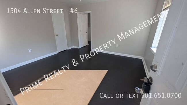 Photo - 1504 Allen St Unit #6