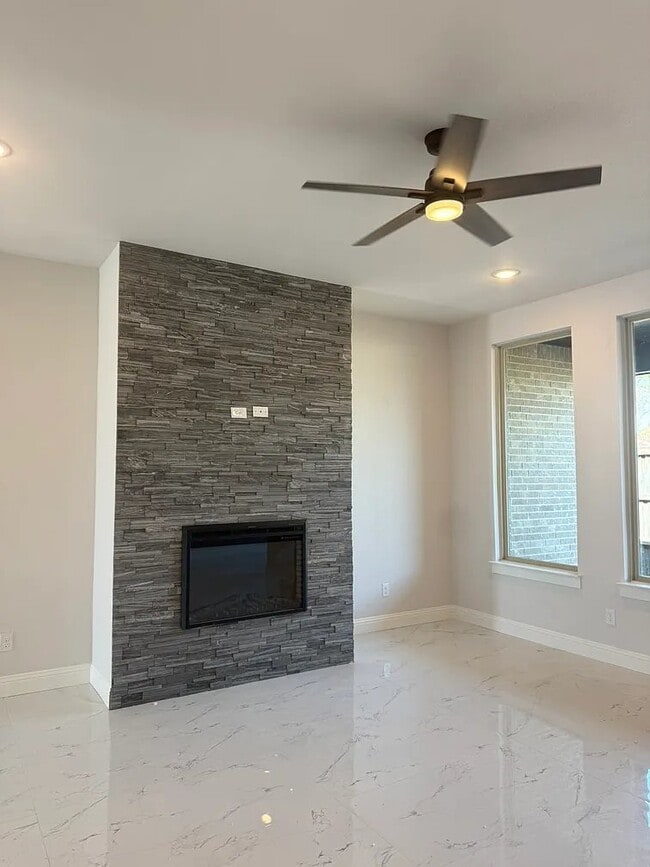 Photo - 1832 Noble Ct