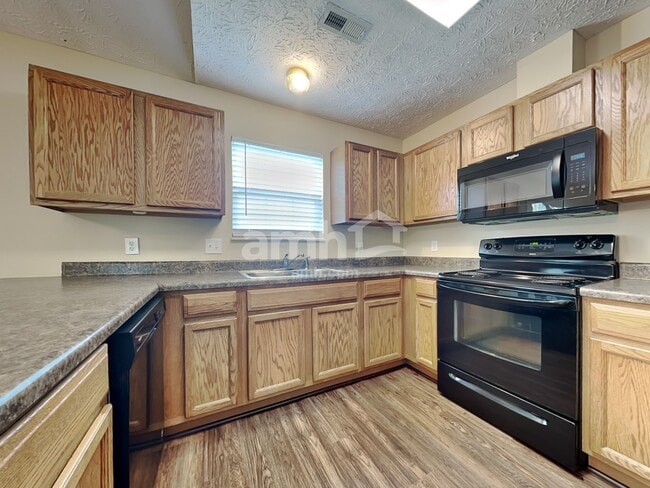 Photo - 1117 Long Meadow Dr