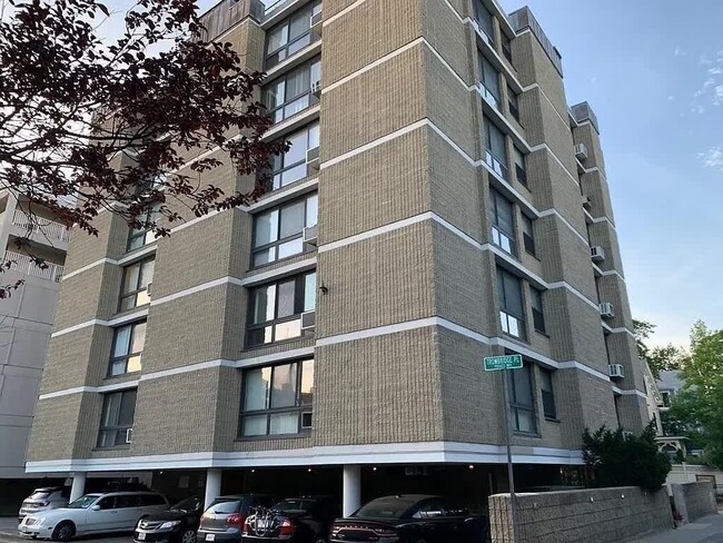 Photo - 45 Trowbridge St Unidad 5B Rental