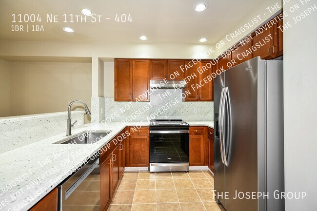 Photo - 11004 NE 11th St Unit 404