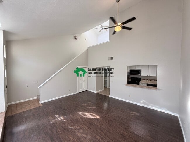 Photo - 1608 Hood Rd